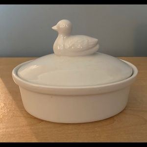 Ceramic White Nesting Duck Lidded Trinket Dish